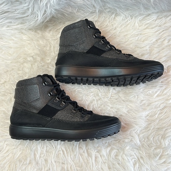 Ecco Women’s Soft 7 Tred Black Textured Ankle Boots Size 8 - Picture 5 of 17